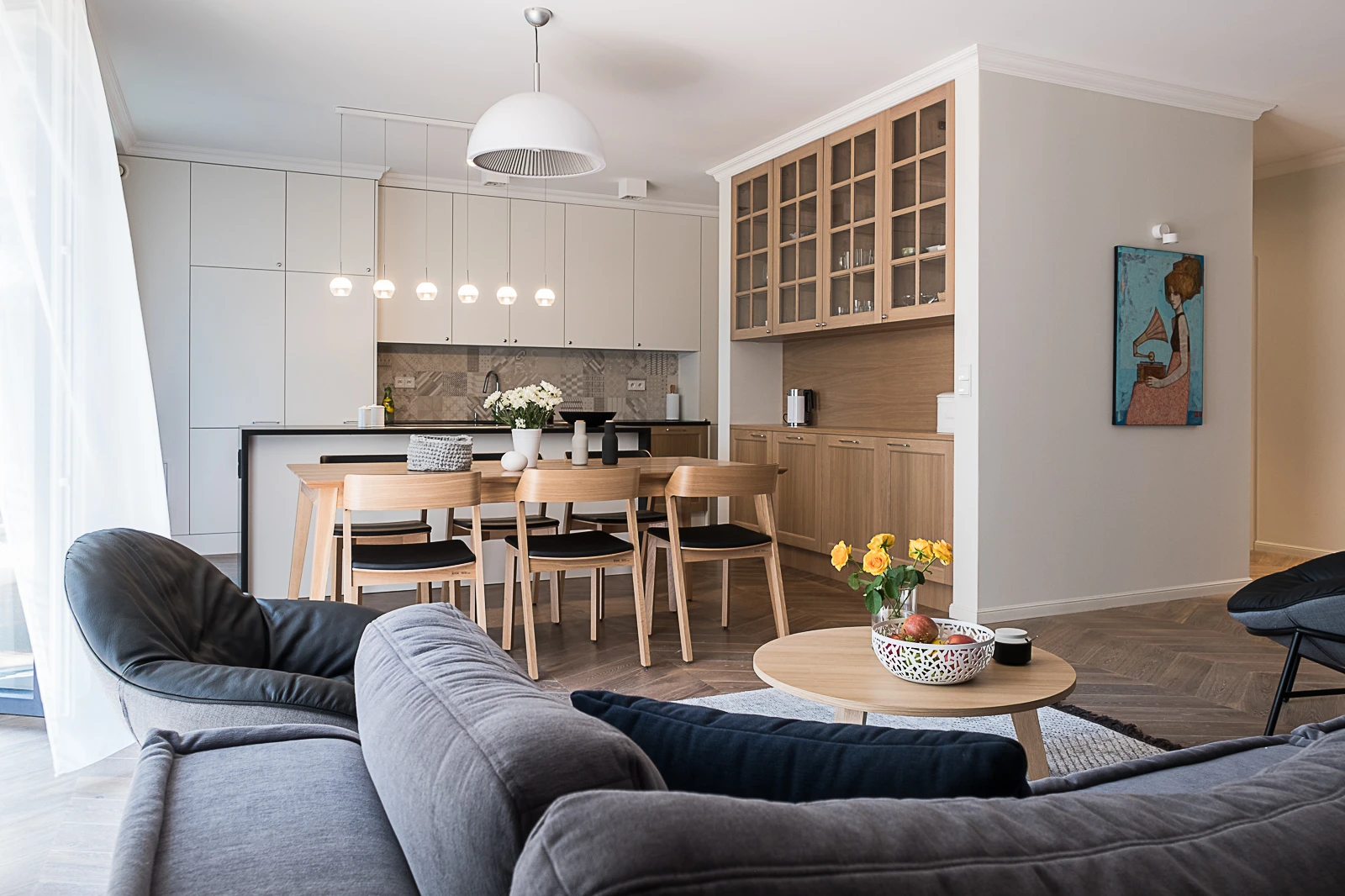Przestrzeń relacji. Apartament projektu Jacka Tryca na warszawskich Bielanach