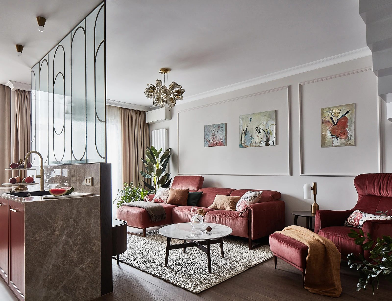 W dobrym świetle. Dwupoziomowy apartament projektu iHome Studio w realizacji PRW Design