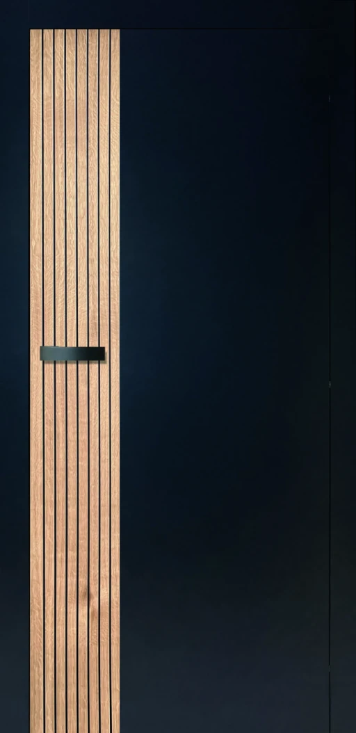 DH Door Lux Delicate black stripe