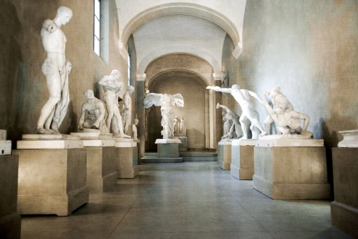 Glamora Museum Signum