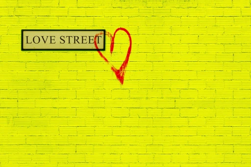 Glamora Flirt Love Street